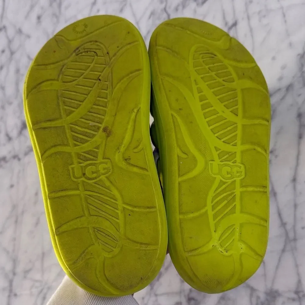 UGG Kids Sport Yeah Slide Sz 1 Neon Lime